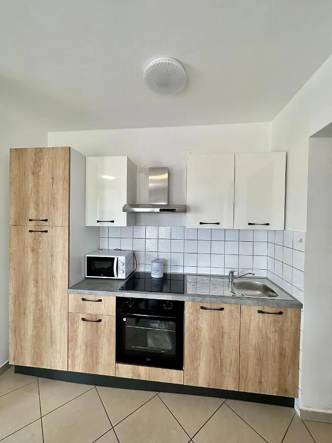 Apartments Imperium Trogir 0*,  Kroatien