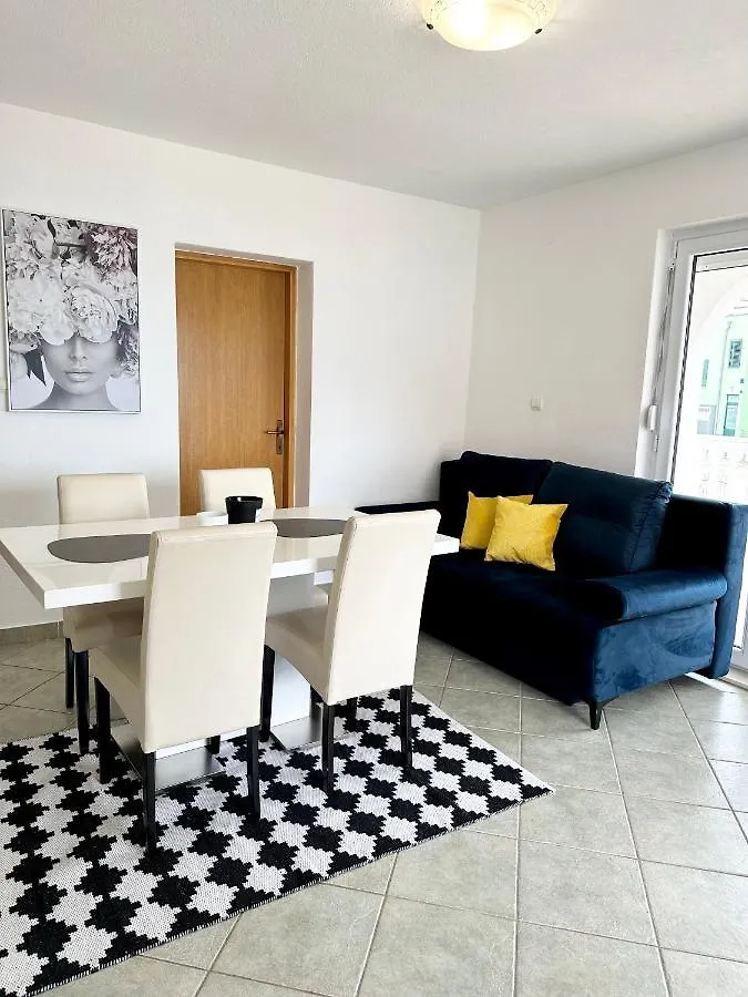 Apartments Imperium Trogir Kroatien