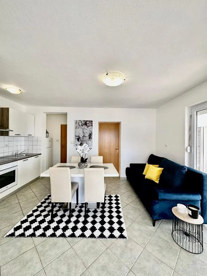 Apartments Imperium Trogir