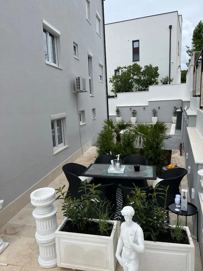 Apartments Imperium Trogir